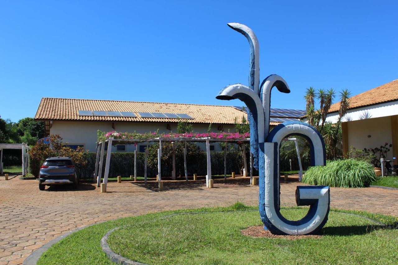 Grandes Lagos Park Hotel Jales Exteriör bild